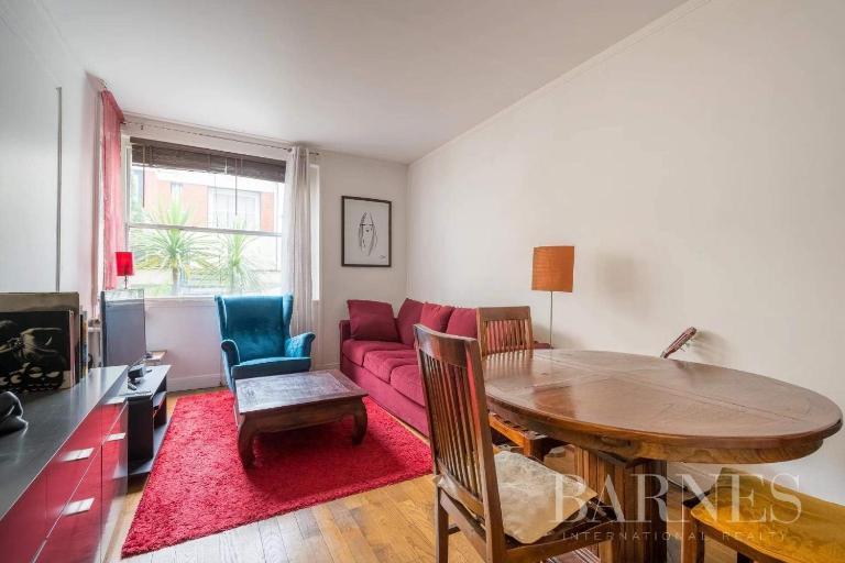 Neuilly-Sur-Seine f2 en rez de chaussée - B&B Neuilly-sur-Seine