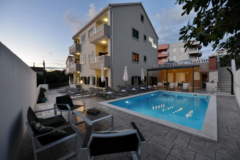 Apartments Villa Tećo mit Pool - B&B Traù