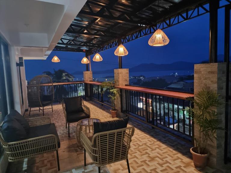 ISLANDERS INN - CORON - B&B Coron