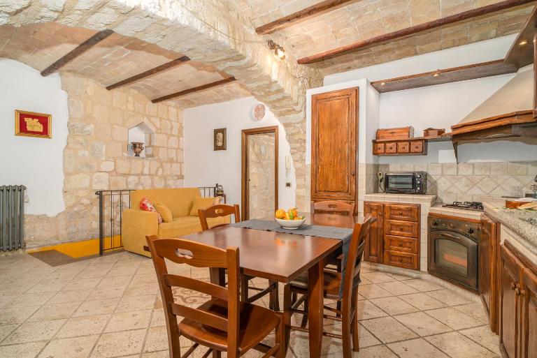 La Casa dell' Etrusco - B&B Tarquinia