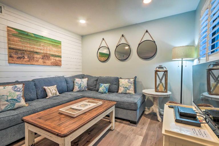 Pools, Tennis + Beach Access: Hilton Head Escape! - B&B Hilton Head