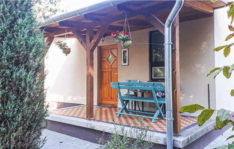 Zöld Liget Vendégház - B&B Balatonfenyves