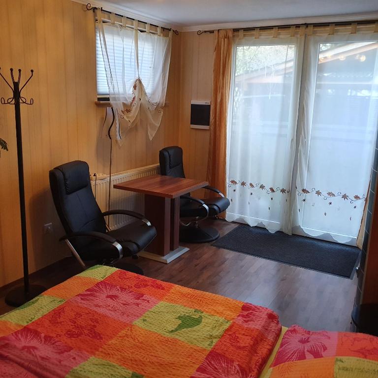 Zimmervermietung Fuchs, - Ferienwohnung Dresden