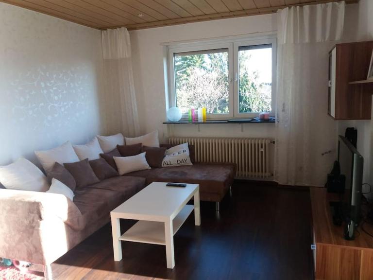 Gemütliche, helle Wohnung im Luftkurort Dansenberg - Chambres d'hôtes Kaiserslautern