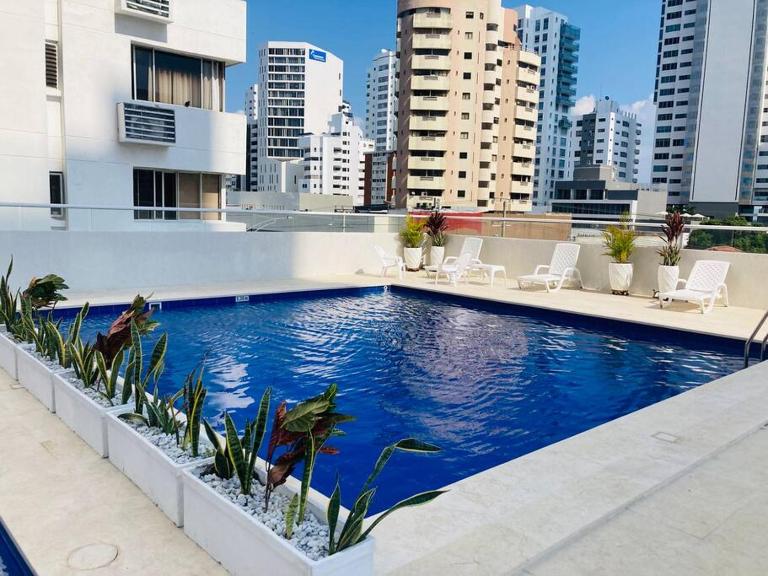 Apartamento 1804 Cartagena Bocagrande hermosa vista a 1 cuadra de la playa - Chambres d'hôtes Carthagène