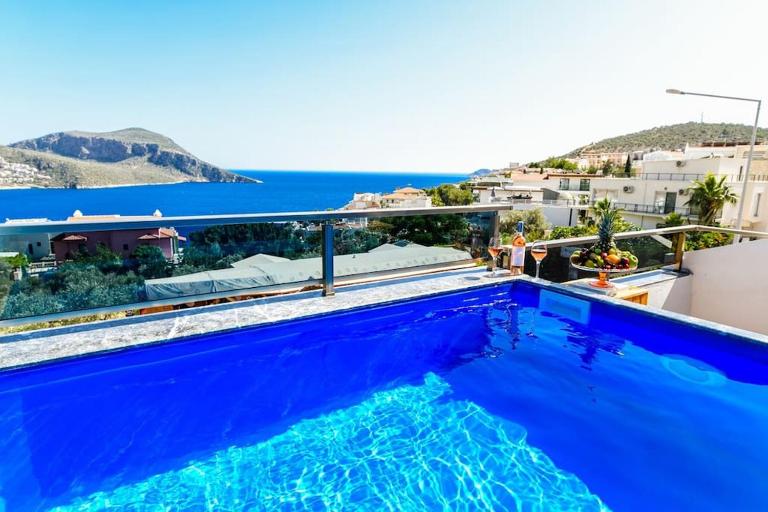 Suite Manzara 1 Deniz Manzaralı - B&B Kalkan