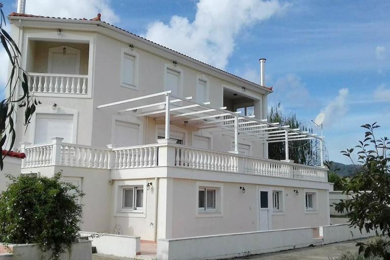 Traditional apartment in nature - Chambres d'hôtes Kouvaláta