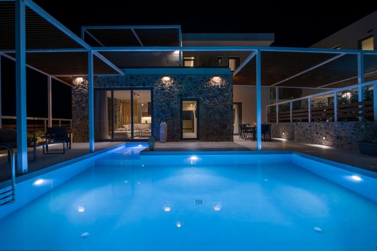 Xenias Luxury Villas Private Pool Kalathas - B&B Kalathas
