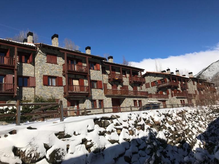 Apartament Dúplex de Can Bota Avet-p - B&B Setcases