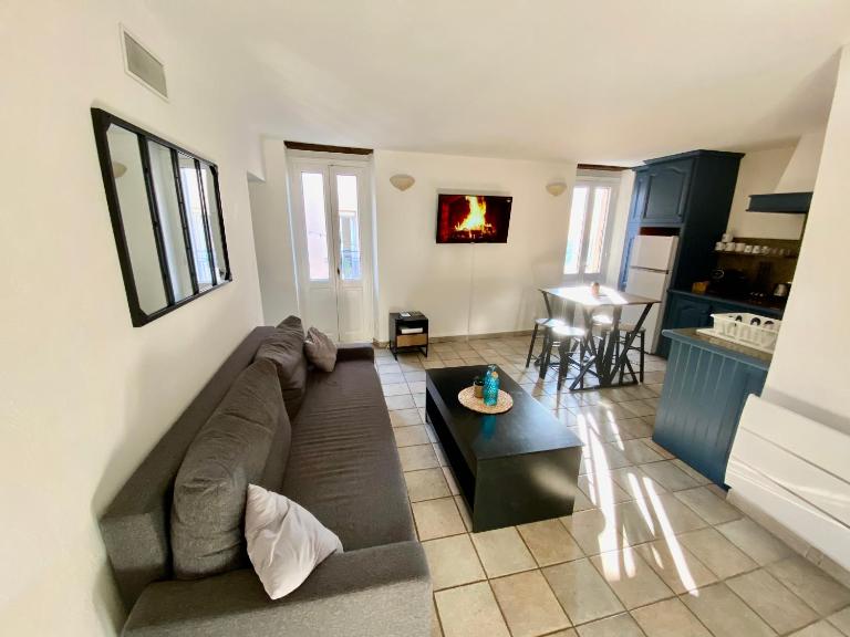 T2 rue piétonne Le Lavandou climatisé - Ferienwohnung Le Lavandou