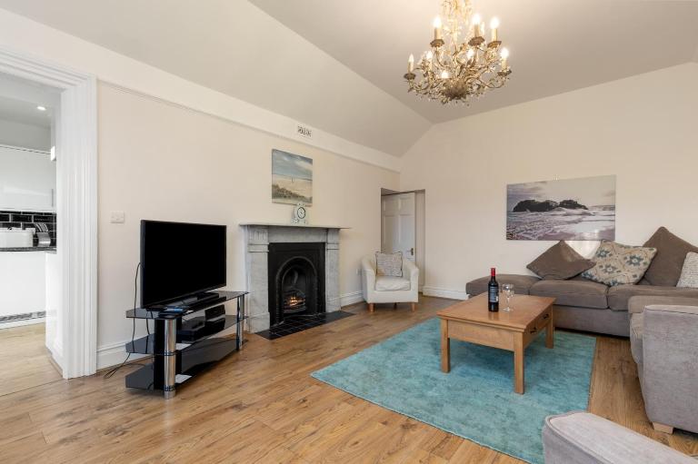 Apartment 4 St Marys House - Chambres d'hôtes Tenby