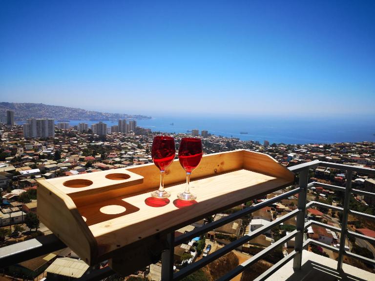 Depto Valparaíso con Vista al Mar y a la Bahía de Valparaíso - B&B Viña del Mar