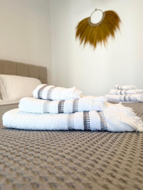 Omma, Main Street suite - B&B Antíparos