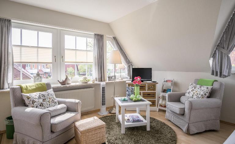 "Haus Silke" Haus Silke, Whg 2 - Bed and Breakfast Büsum