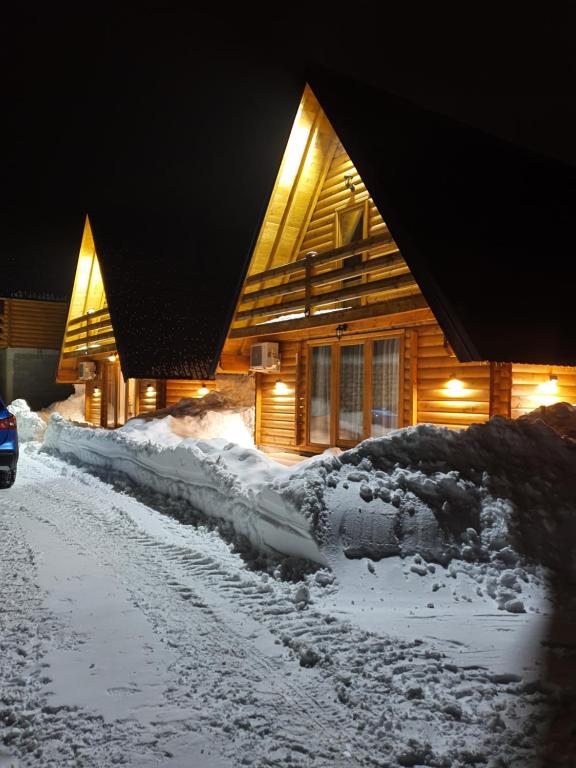 Vrh Đevojka Villas - Ferienwohnung Zabljak