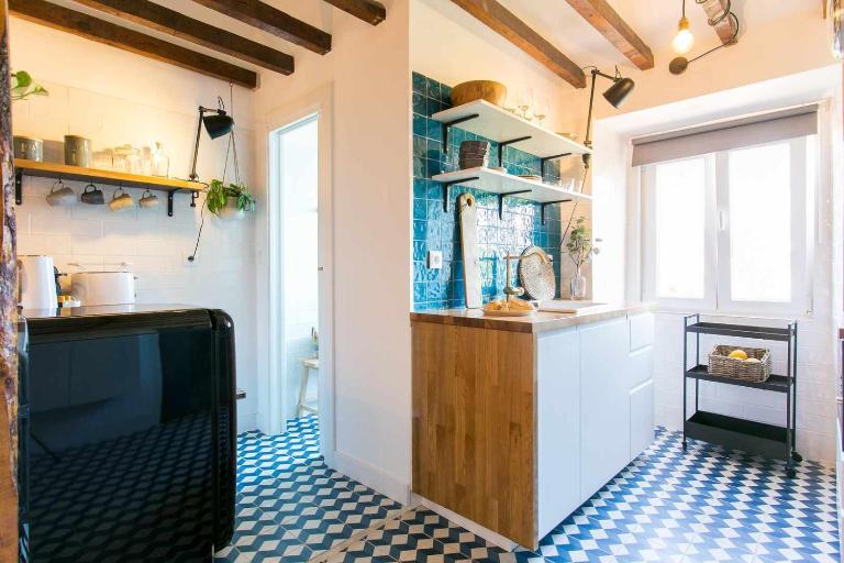 Design Studio em Alcântara- LX Factory- 1 MAIO - B&B Lisbona