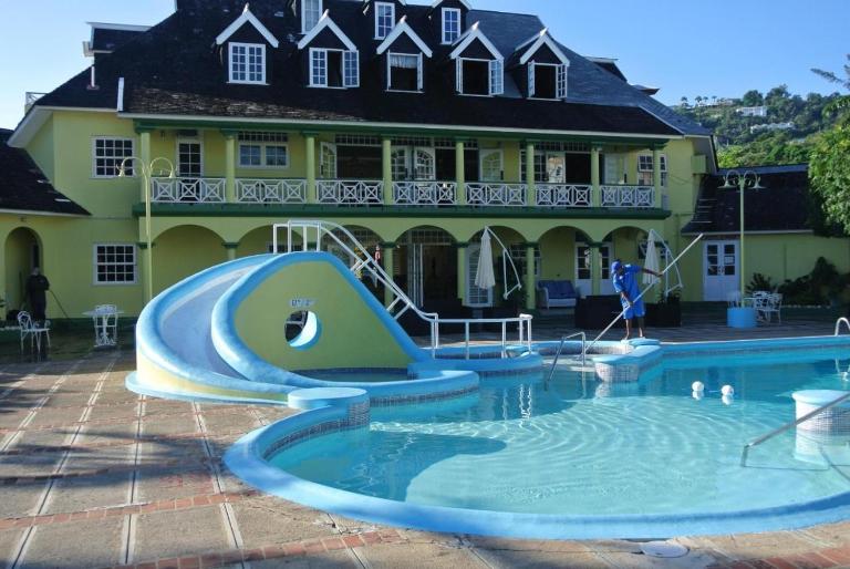 Deluxe SandCastles Condos - B&B Ocho Rios
