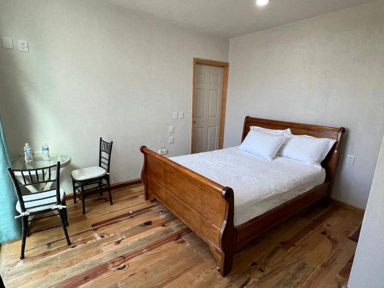 CASA EL CHALET - B&B Morelia
