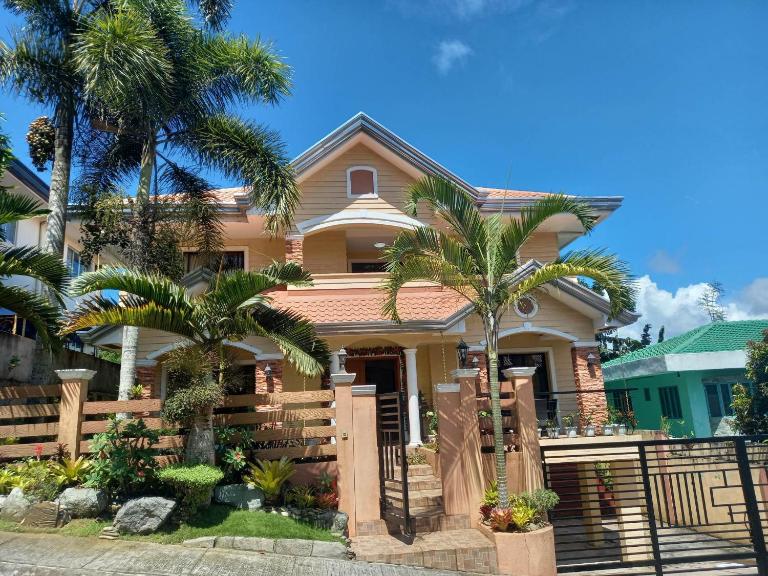 Tagaytay Rest House - B&B Tagaytay