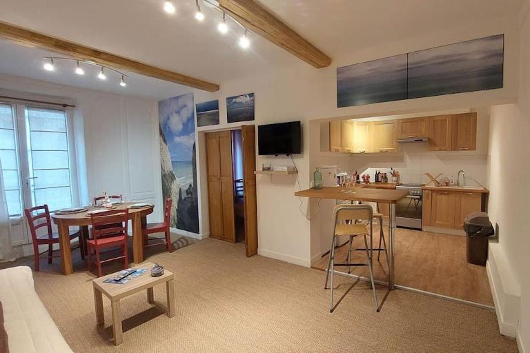 Les petits maillots Hyper centre 6 voyageurs BY HOLIDIEPPE - Bed and Breakfast Dieppe