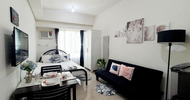 LukeatSkye Suite - The Beacon Makati - Bed and Breakfast Manilla