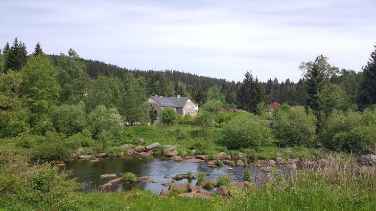 Apartmány KIENBERG N71 pod Lipenskou hrází - Chambres d'hôtes Lipno nad Vltavou