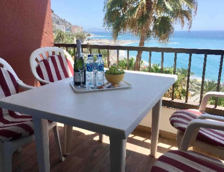 Apartamento La Caletilla - B&B Almuñécar
