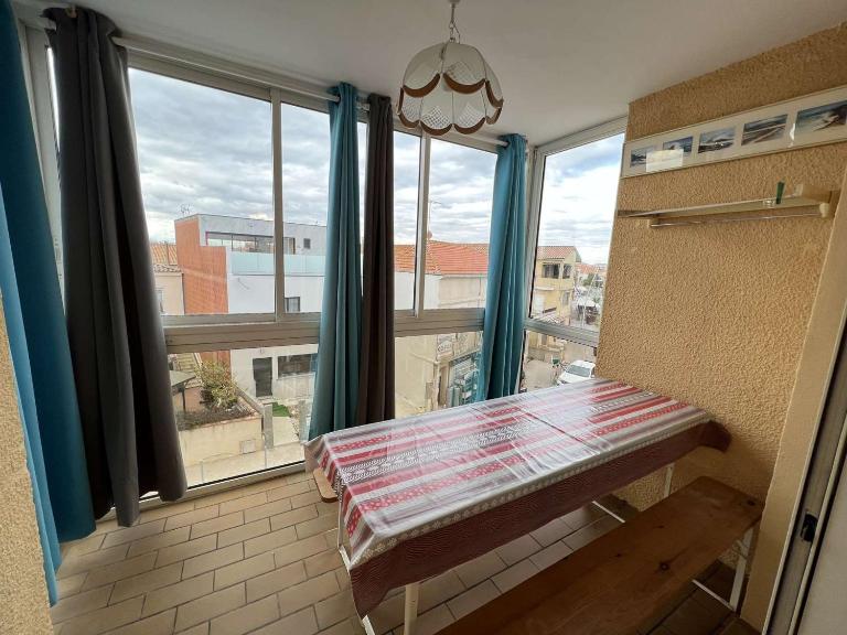 T2 Cabine Centre, 6 Personnes, Animaux Admis - FR-1-701-47 - B&B Valras-Plage