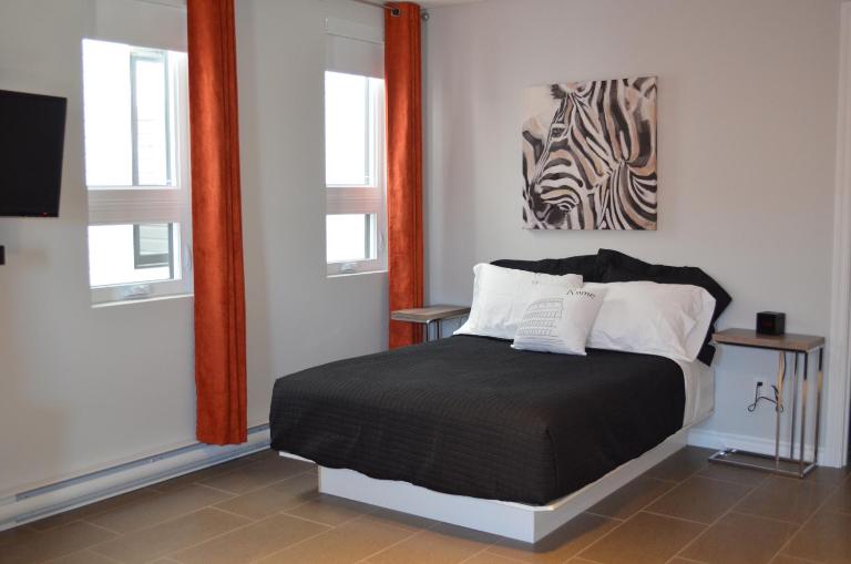 Le Chic-Urbain - Bed and Breakfast Rhone
