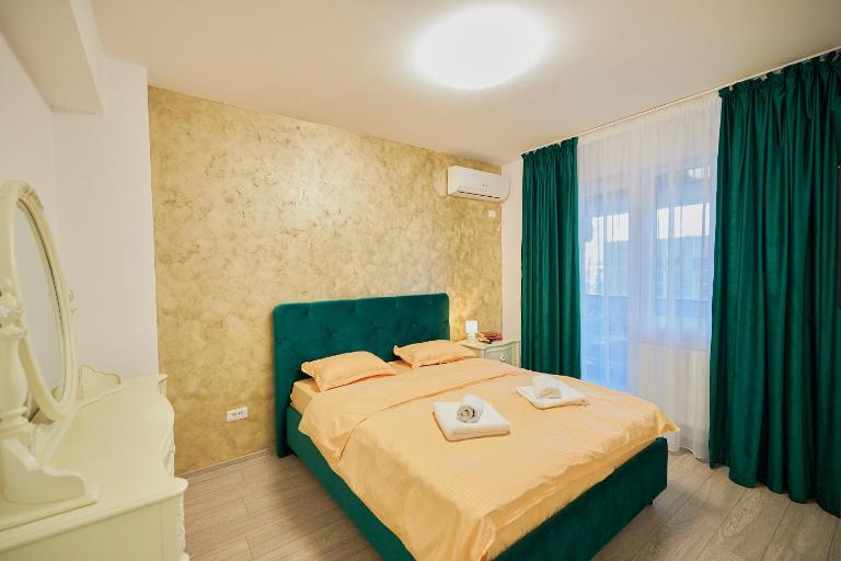 CozyCollection Apartments at Q Residence #6 - Chambres d'hôtes Iași