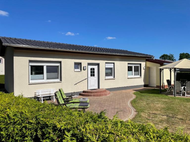 Ferienhaus am Klosterwald - Chambres d'hôtes Dargun