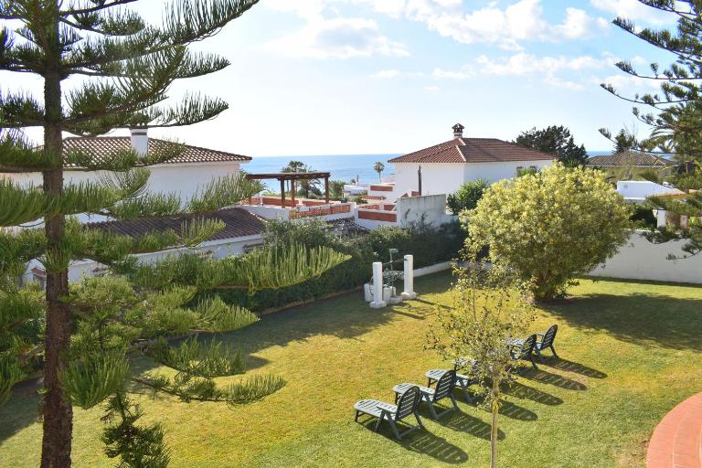 Villa María Elena, en Fuente del Gallo - B&B Conil de la Frontera