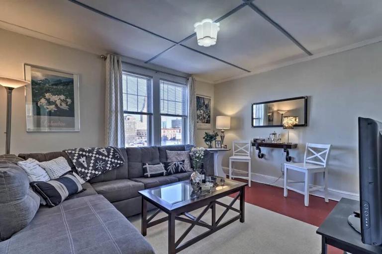 The Traveler Suite C1 - B&B Hartford