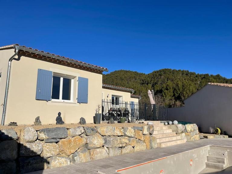 Le Mas No'Stelou - Bed and Breakfast Pierrelongue