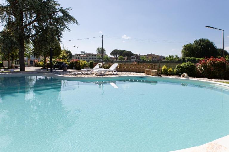 Casa Brigante Luxury with Pool - B&B Capannori