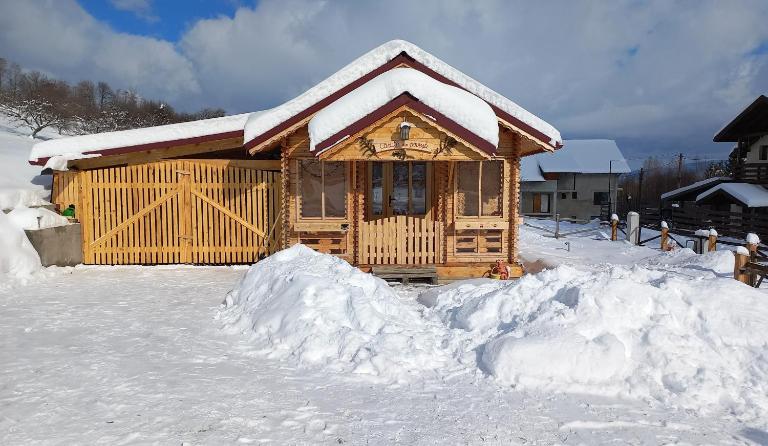 Cabanuta Casuta din Povesti - B&B Bran