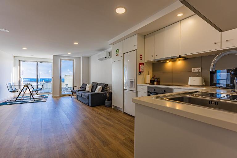 Mare Nostrum Apartment - B&B Ponta Delgada
