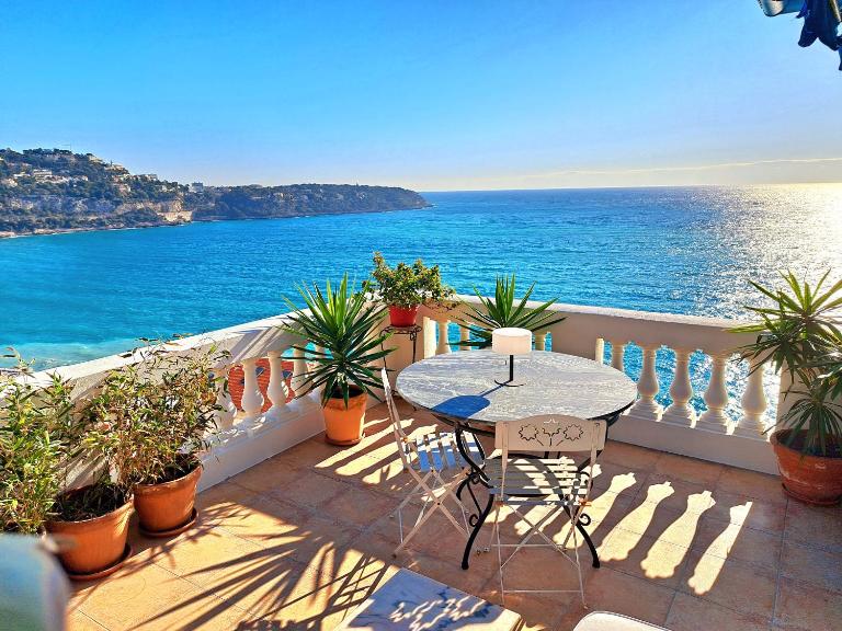 Sea view studio terrasse Cap Martin/Monaco - B&B Rocabruna