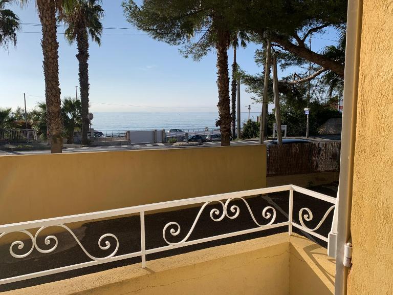 La Ciotat vue mer emplacement exceptionnel avec parking - B&B La Ciotat