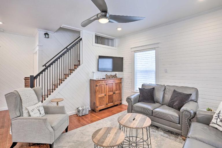 Home Near Downtown & Spearfish Canyon! - B&B Spearfish