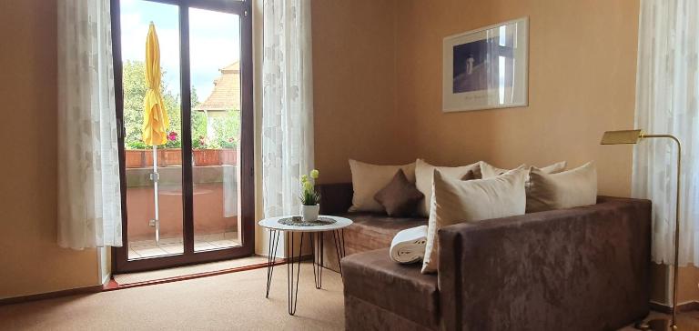 Haus Bethania - Ferienwohnungen "Kategorie grande" - Ferienwohnung Bad Kissingen