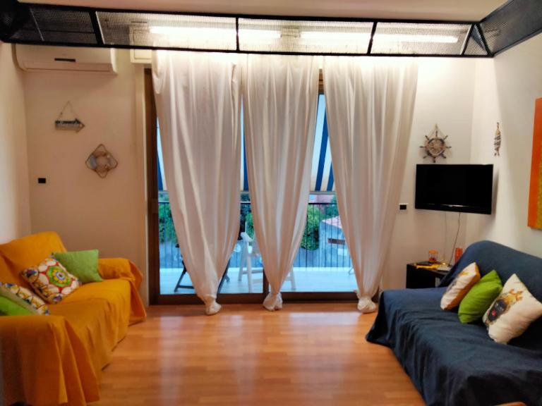 SeaSide - B&B Giardini-Naxos