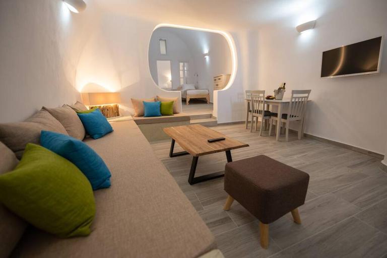 Vivid Caves 2 Bedroom Cavehouse - Ferienwohnung Foinikiá