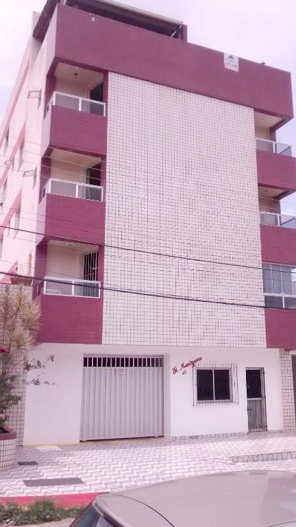 Apartamento super arejado com kit praia na Praia do Morro - B&B Guarapari