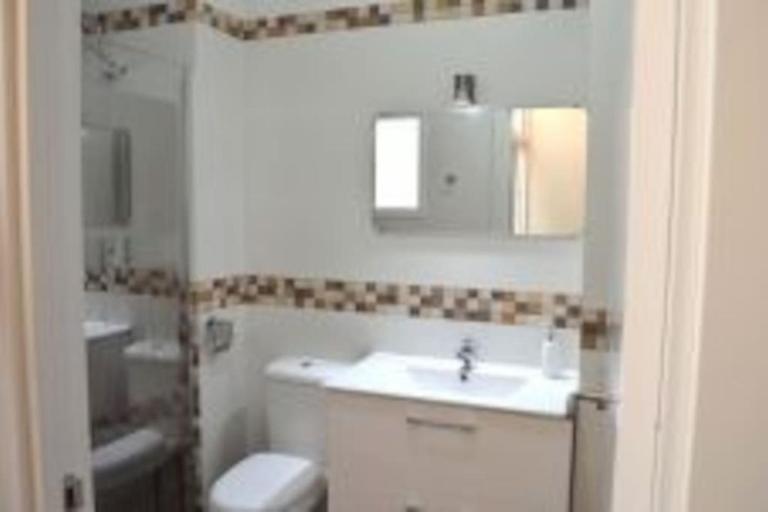 APARTAMENTO VEEDOR BULEVAR DE LOS SUEÑOS - Bed and Breakfast Cádiz