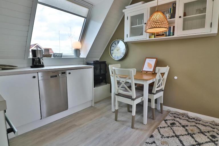 Langeooger Viermaster - Gelbes Segel - Ferienwohnung Langeoog