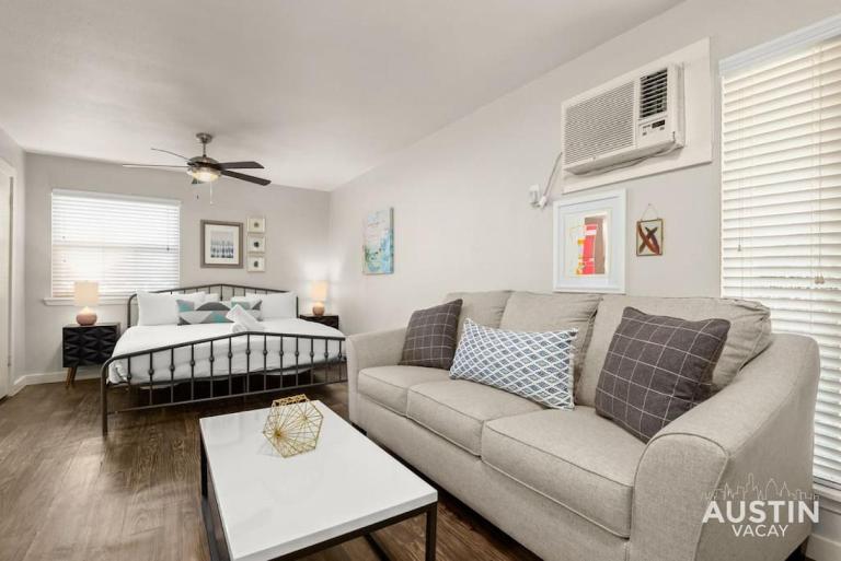 Walk To Zilker King Bed Pool Free Parking - B&B Austin