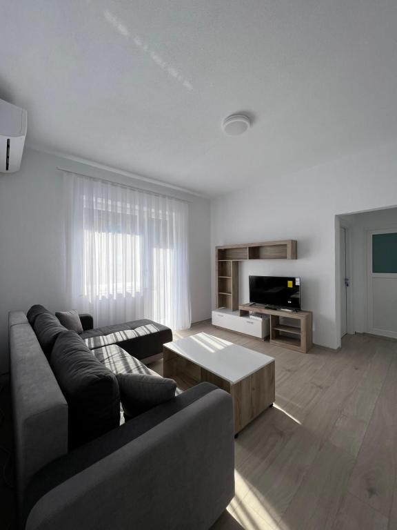 Apartment in Peja city center - B&B Peja