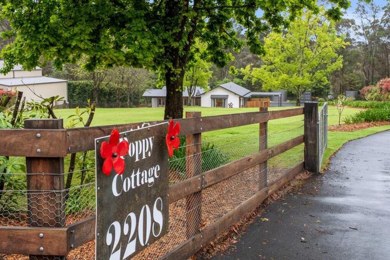 Unique and secluded Poppy Cottage - Chambres d'hôtes Bilpin
