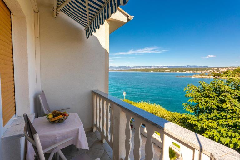 Apartments Dinka Vantačići - B&B Malinska